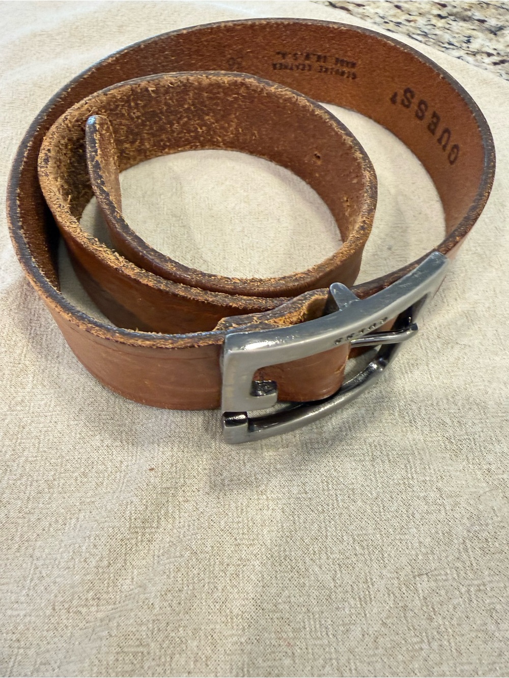 Guess western brown/tan leather belt silver tone buckle 36”